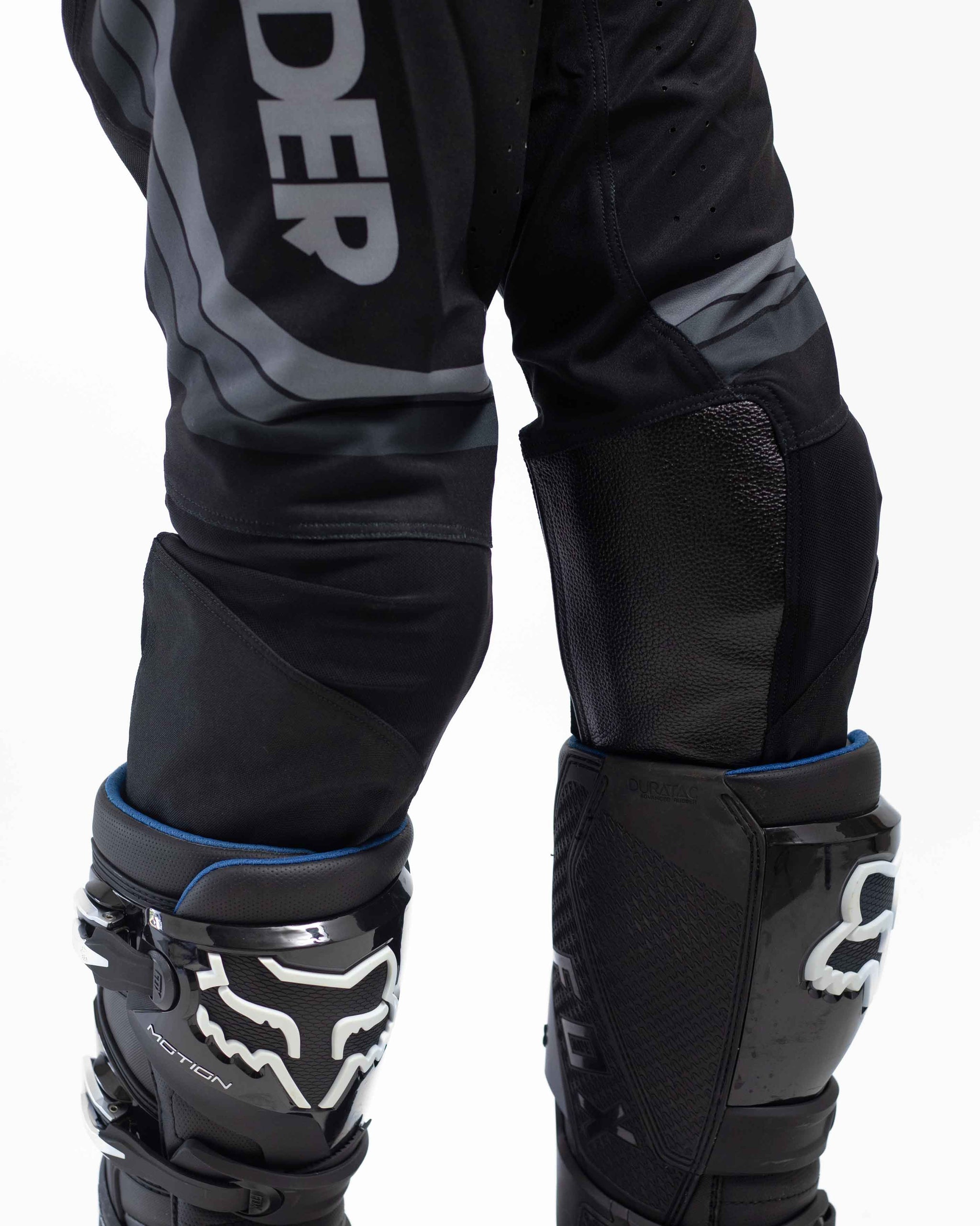 UCMX ELITE Stripe Black Youth Pants