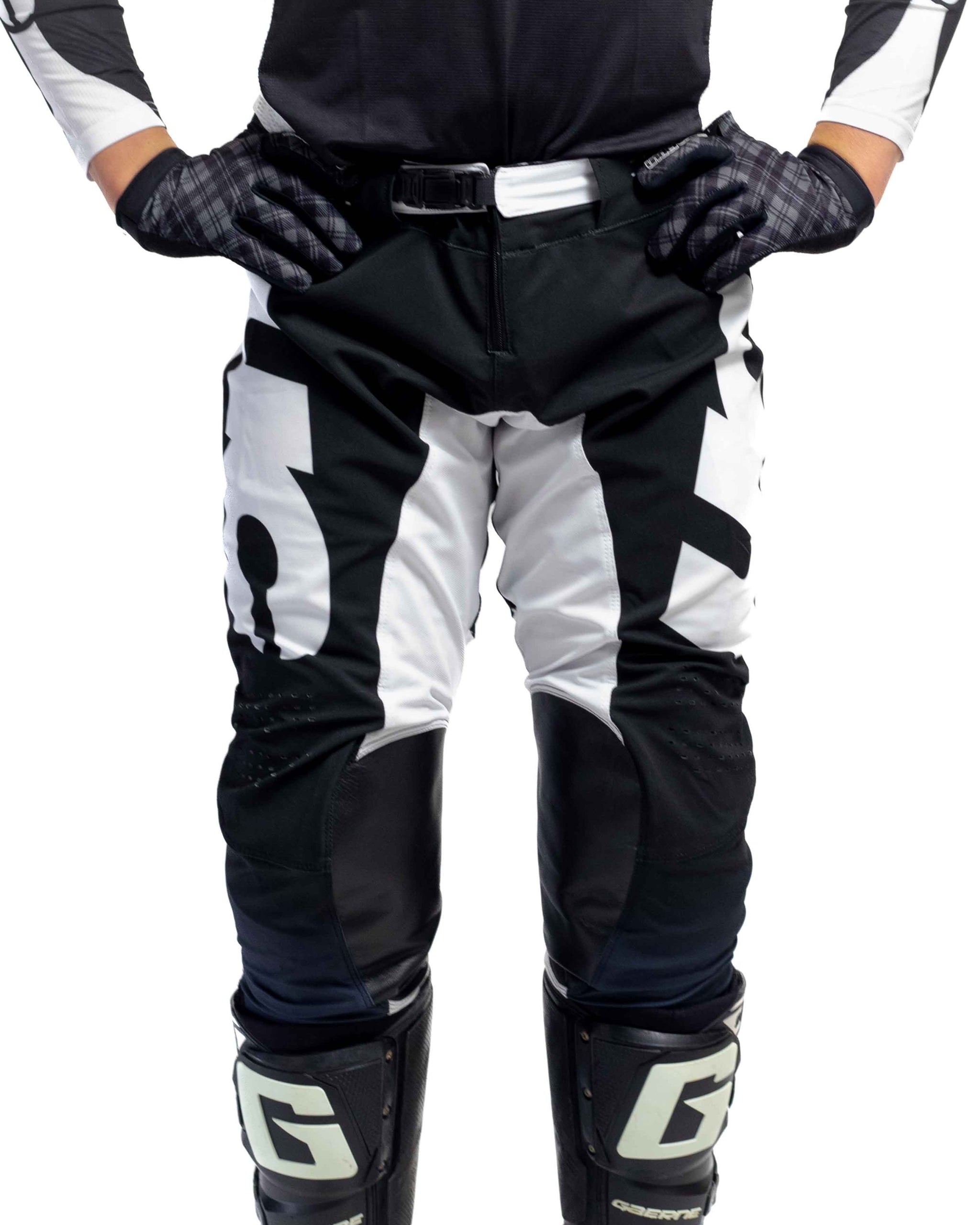 UCMX - PRO Nexus Grey Pants