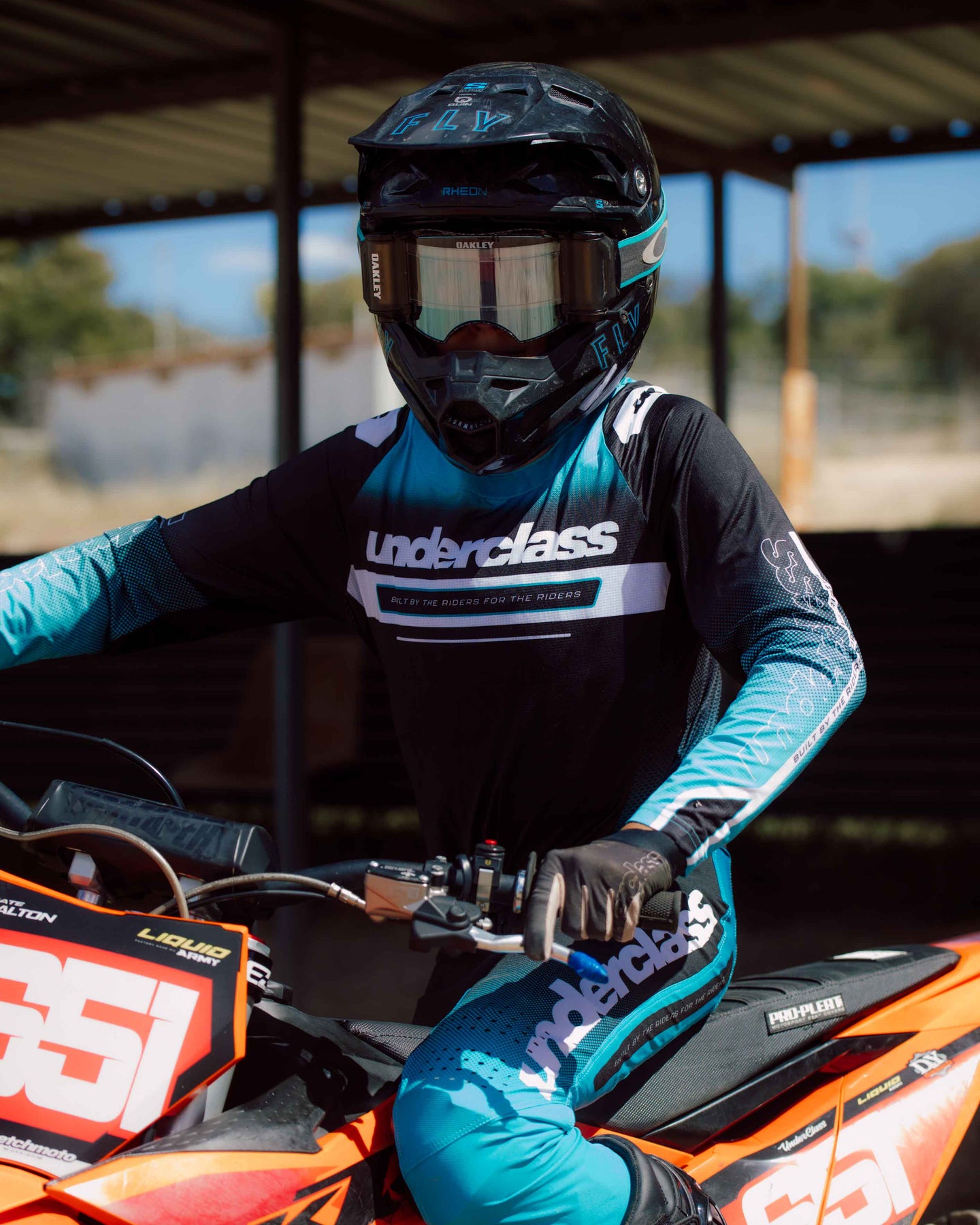 UCMX - PRO Surge Blue Youth Full Kit