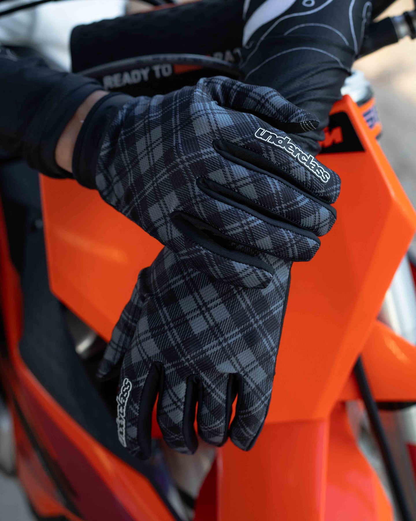 UCMX - Kore Gloves