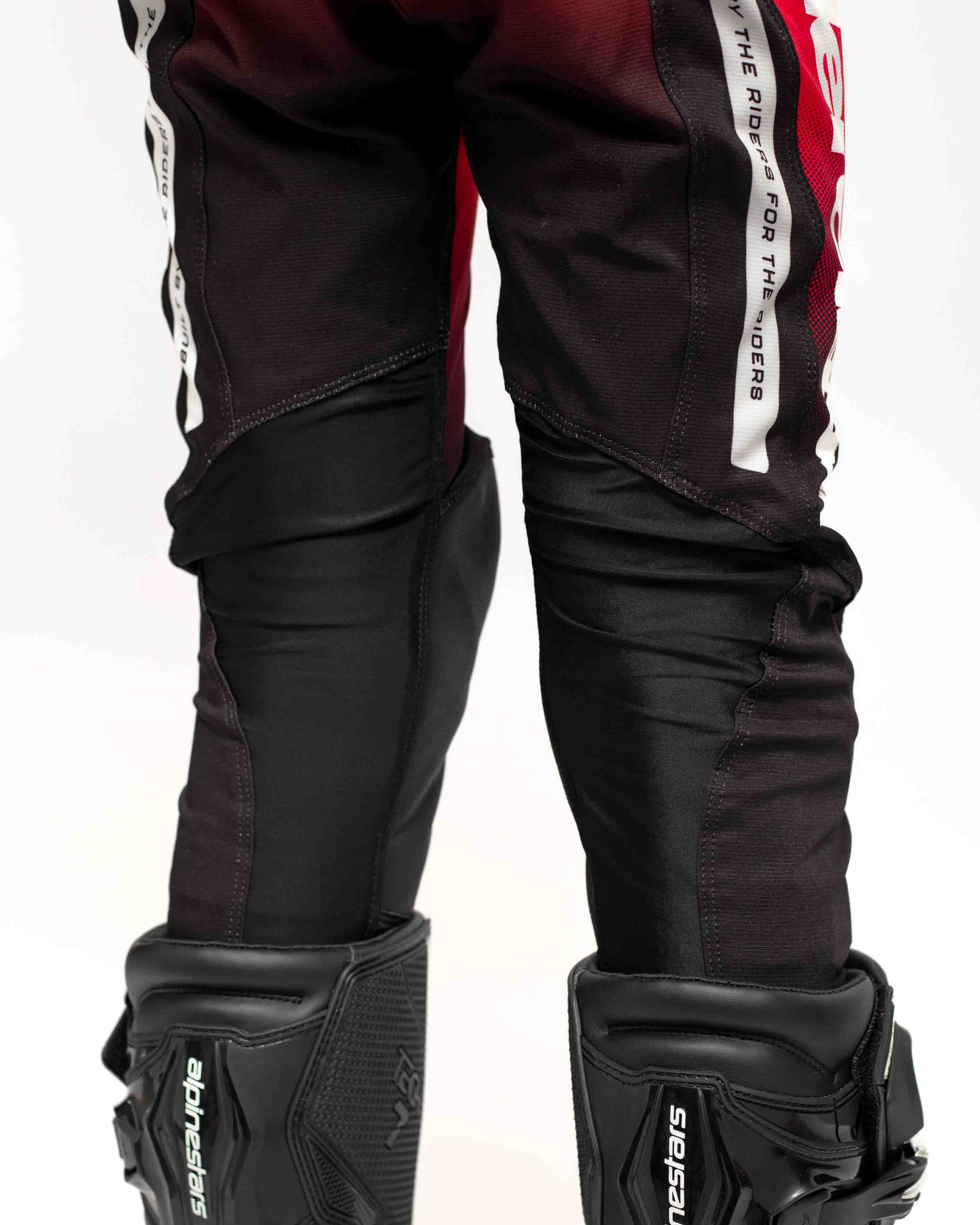 UCMX - PRO Surge Red Youth Full Kit