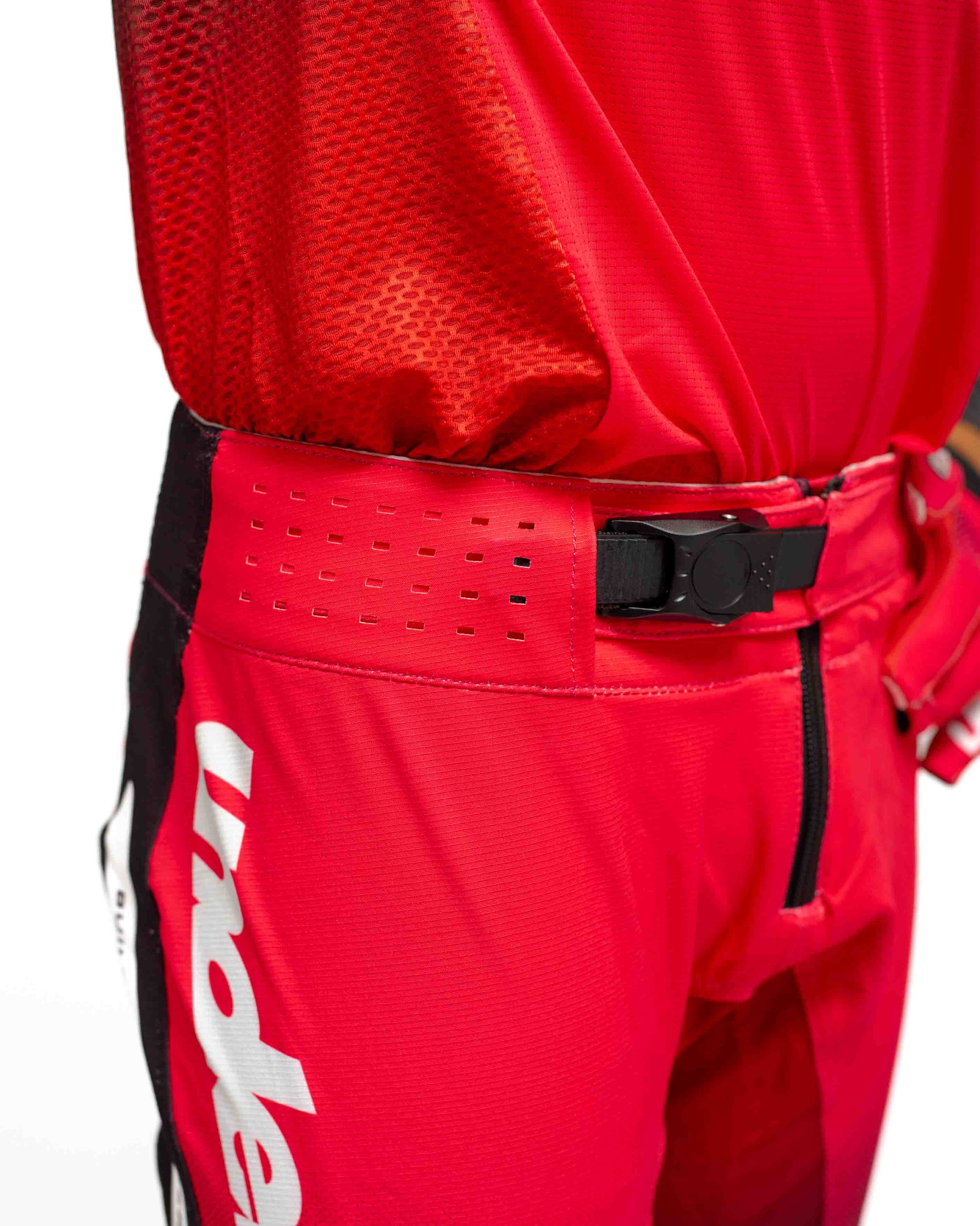 UCMX - PRO Surge Red Youth Full Kit