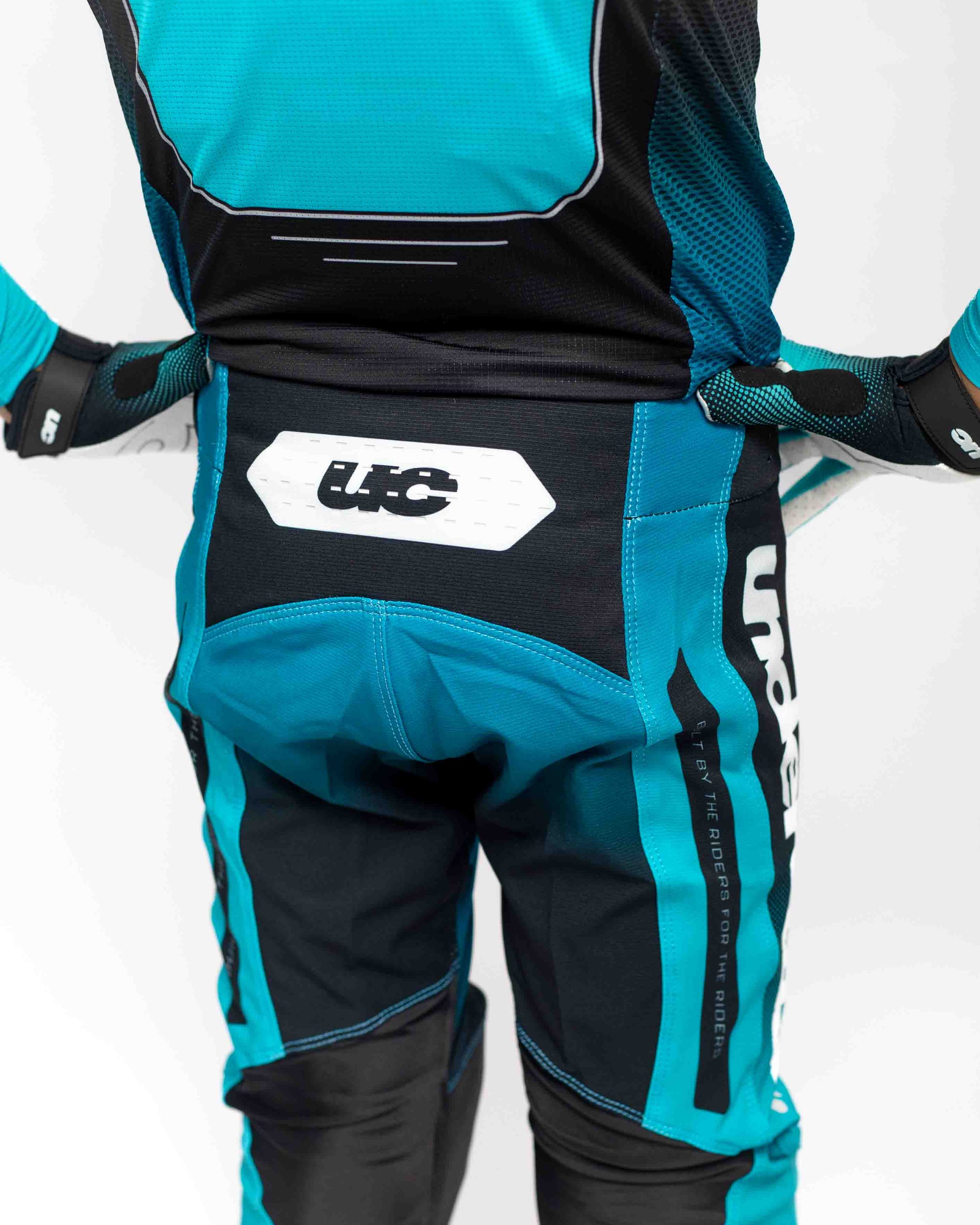 UCMX - PRO Surge Blue Youth Full Kit