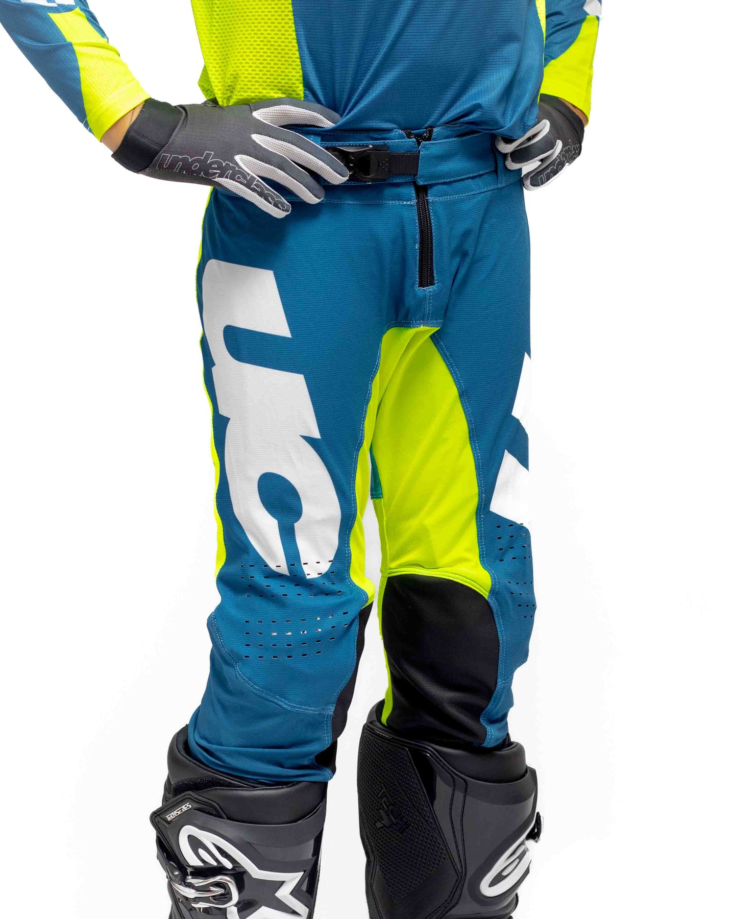 UCMX - PRO Nexus Teal Flo Youth Pants