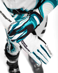 UCMX PRO Tide 'Limited Edition' Youth Full Kit