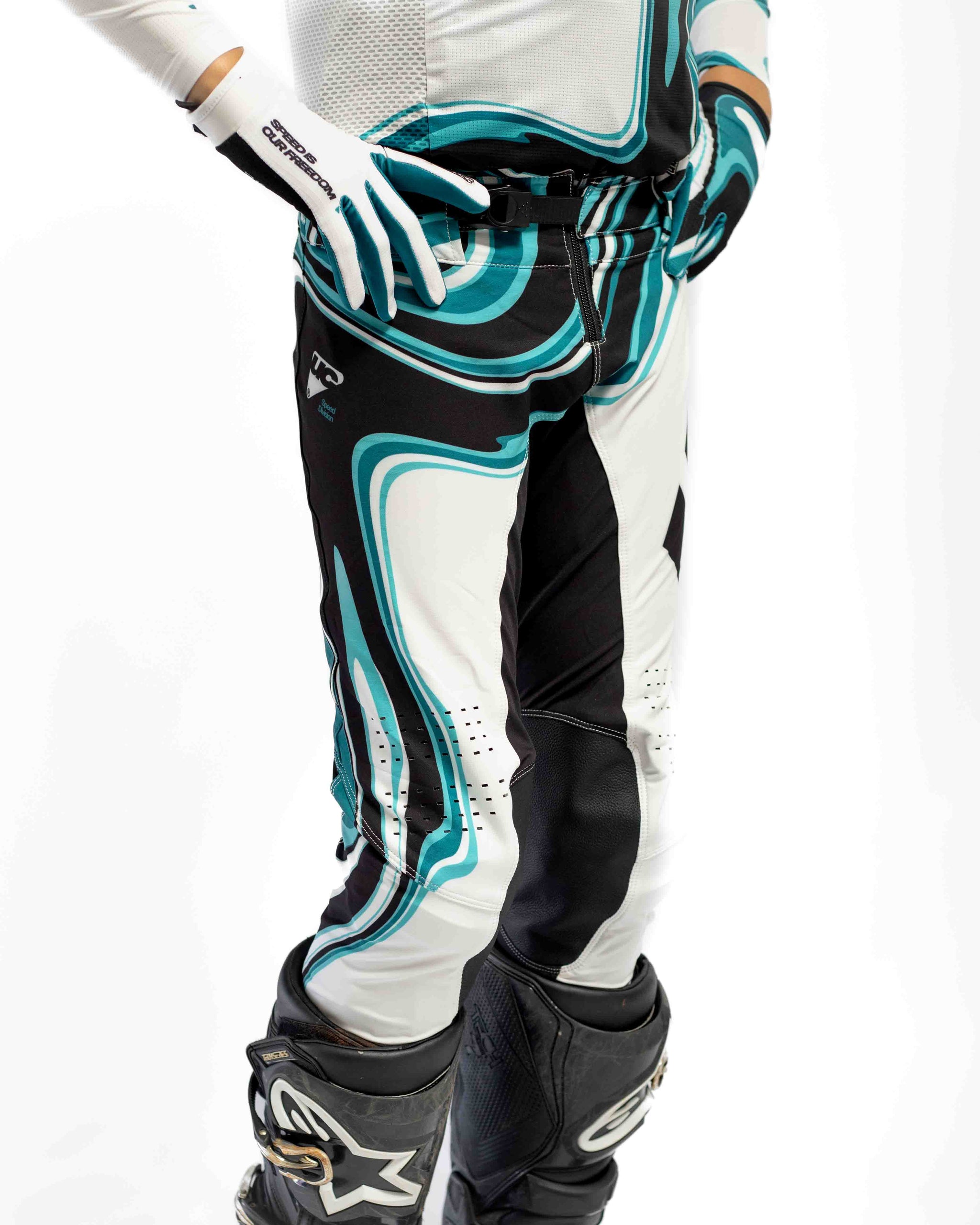 UCMX PRO Tide 'Limited Edition' Youth Full Kit