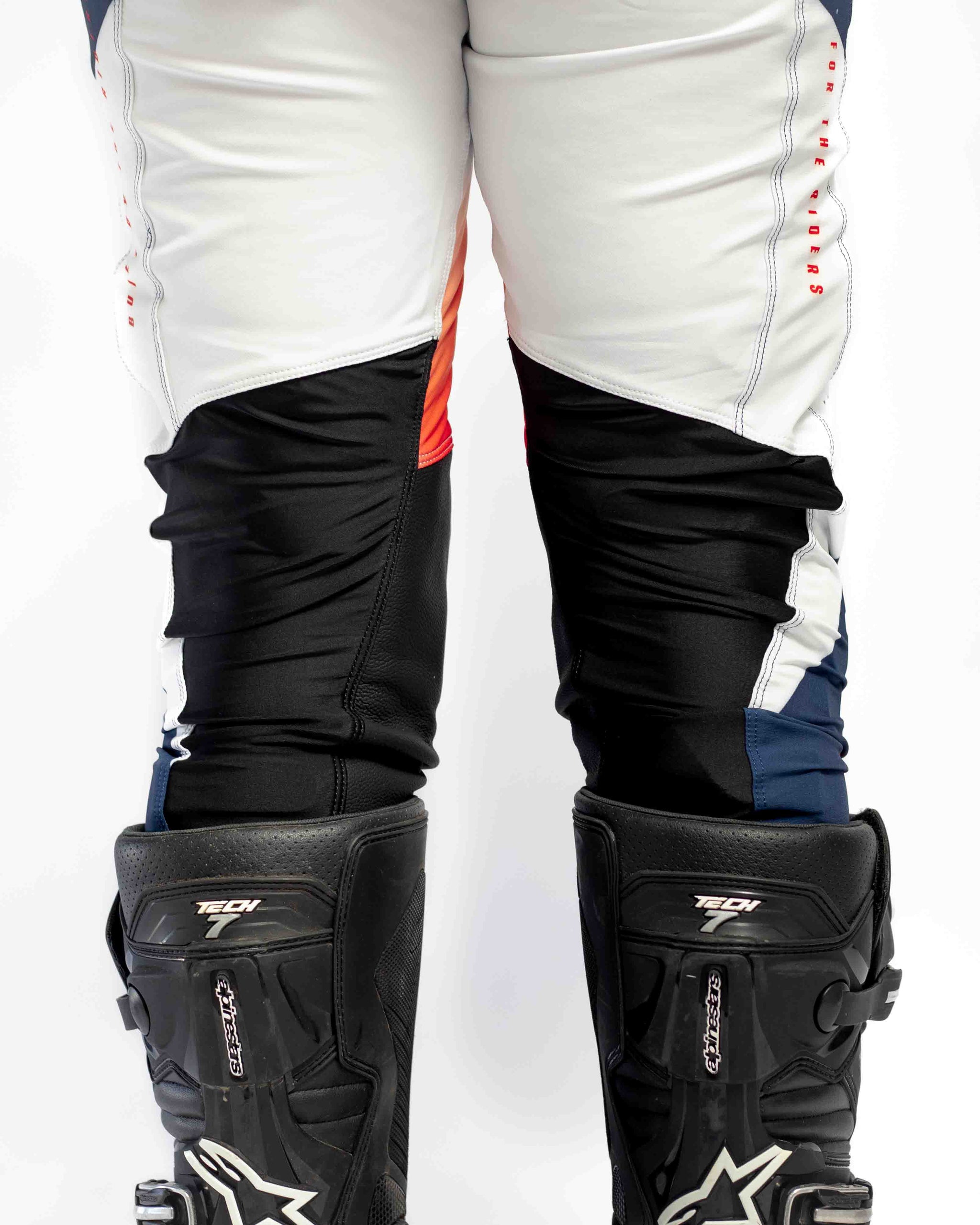 UCMX PRO Flow White Navy Full Kit